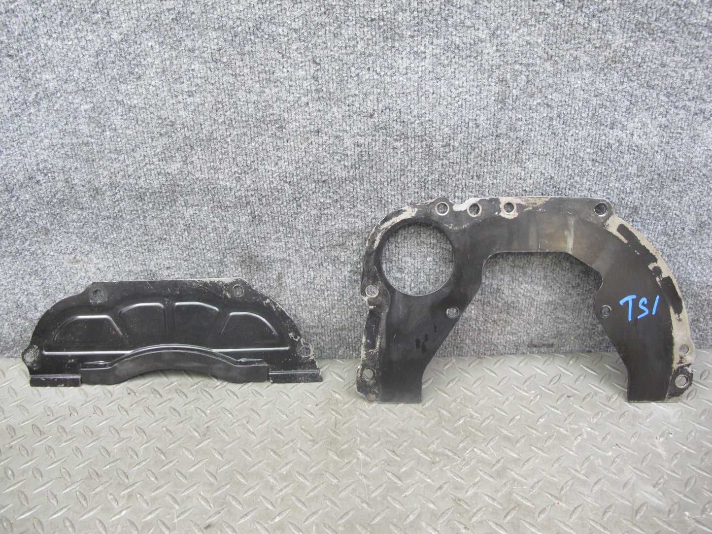 87-88 Toyota Supra MA71 Turbo M/T Transmission Upper & Lower Dust Plate Set OEM