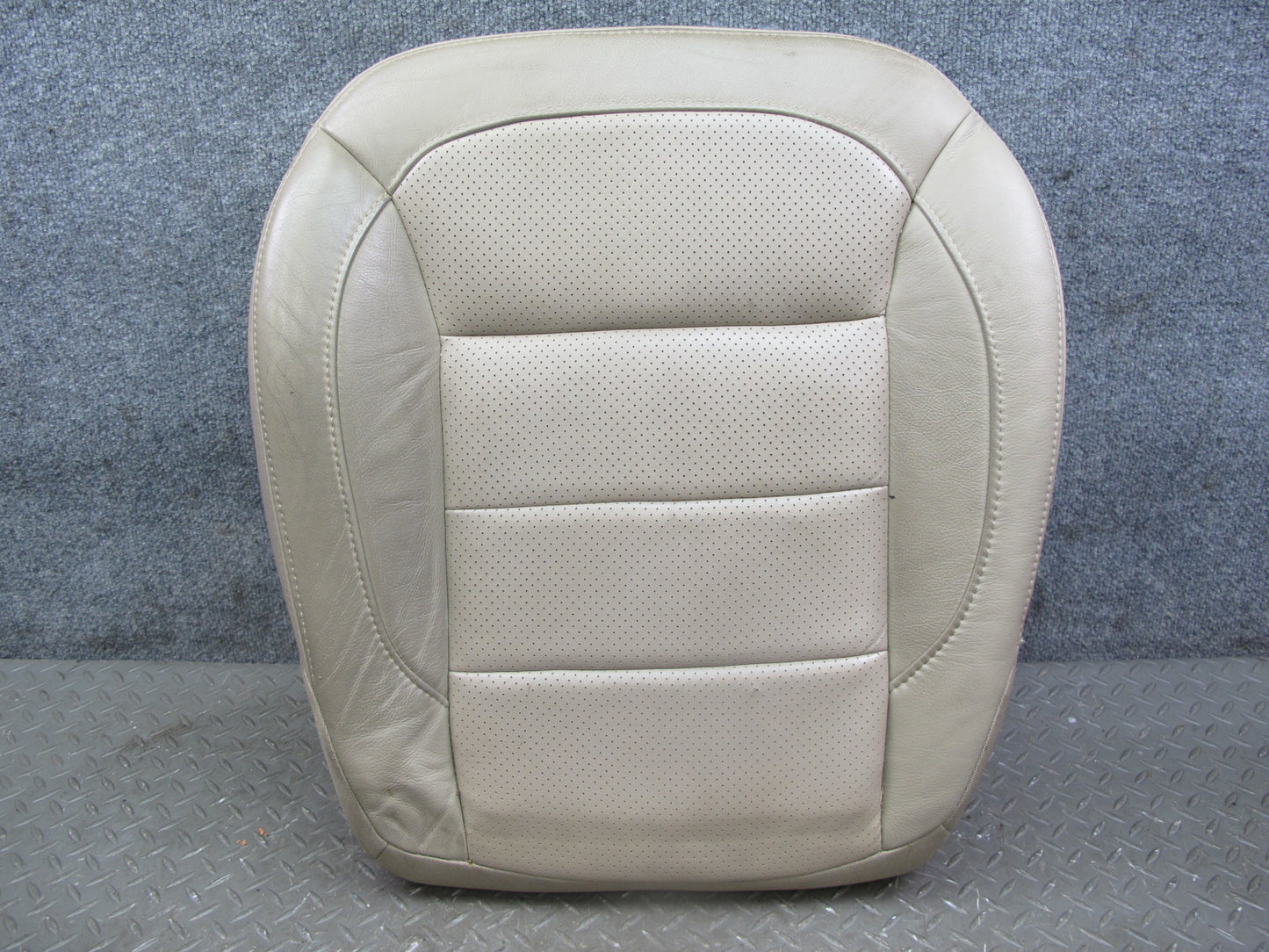 2012-2019 Mercedes W166 ML GLE Front Left Side Seat Lower Leather Cushion
