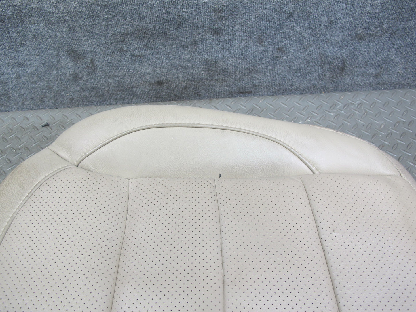 2012-2019 Mercedes W166 ML GLE Front Left Side Seat Lower Leather Cushion