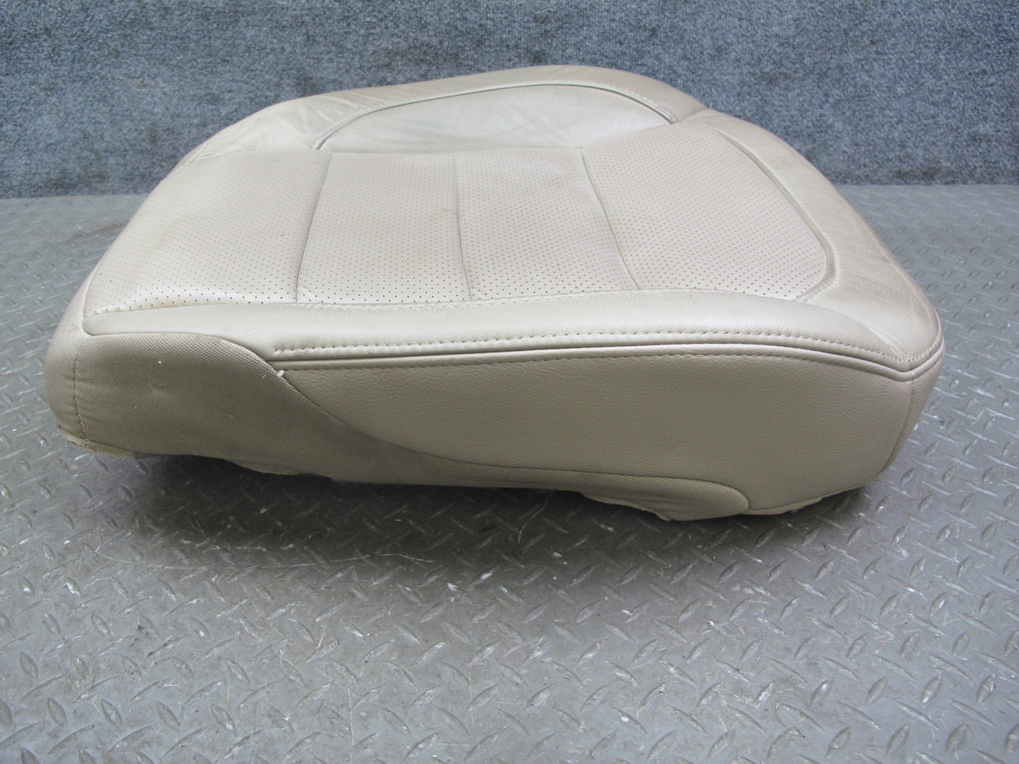 2012-2019 Mercedes W166 ML GLE Front Left Side Seat Lower Leather Cushion