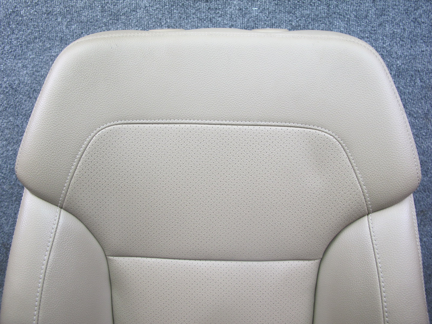 2012-2015 Mercedes W166 Front Left Seat Upper Backrest Cushion
