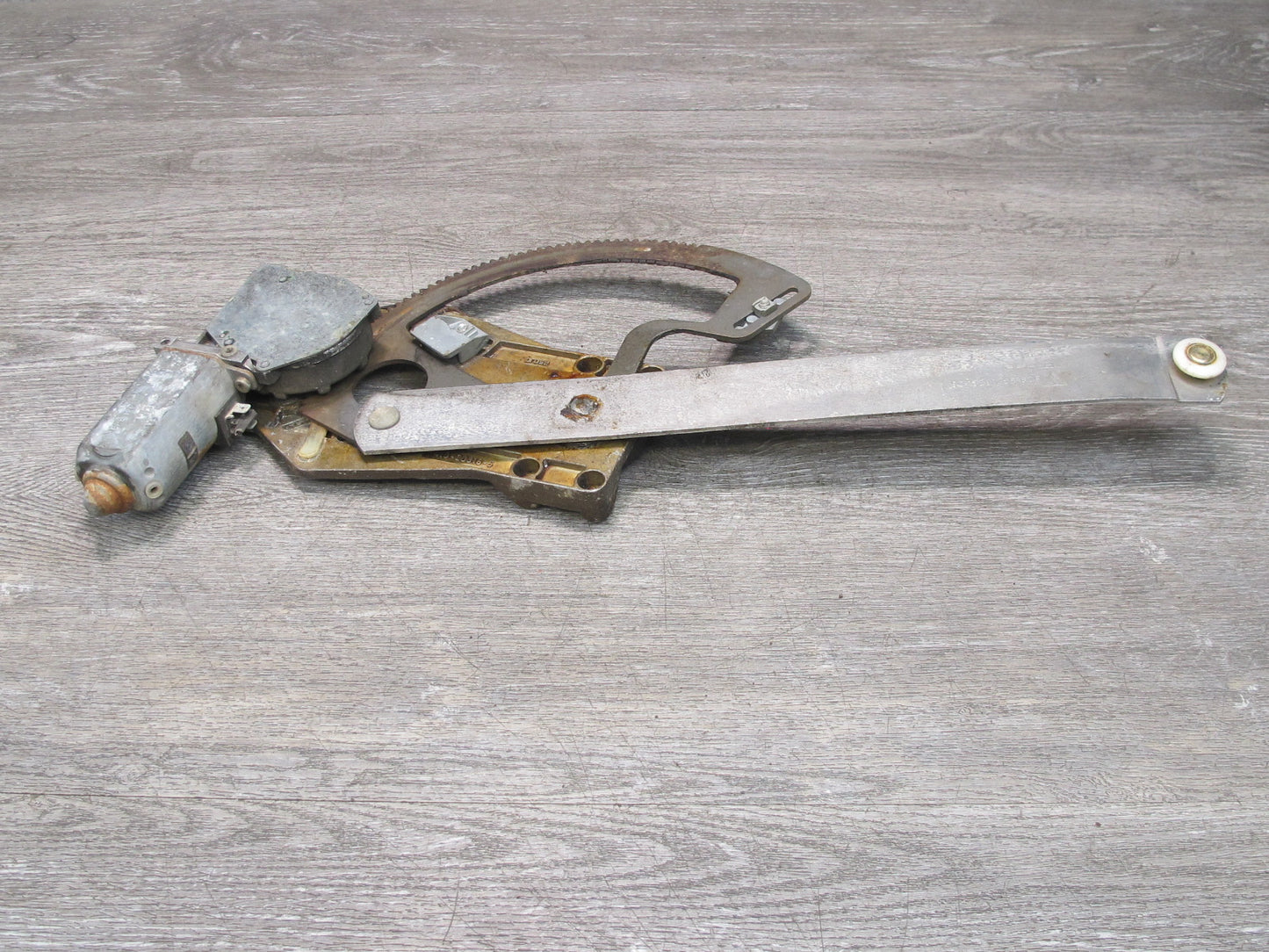 1984-1995 Porsche 928 S Front Right Pass Side Door Window Regulator W/ Motor