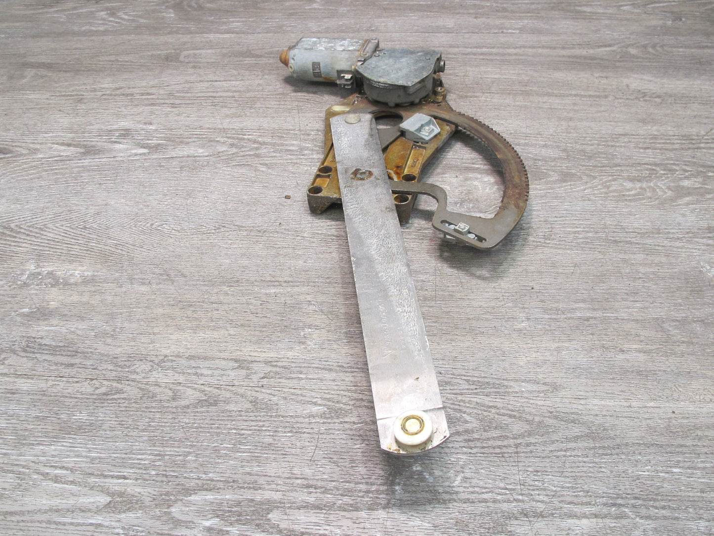 1984-1995 Porsche 928 S Front Right Pass Side Door Window Regulator W/ Motor