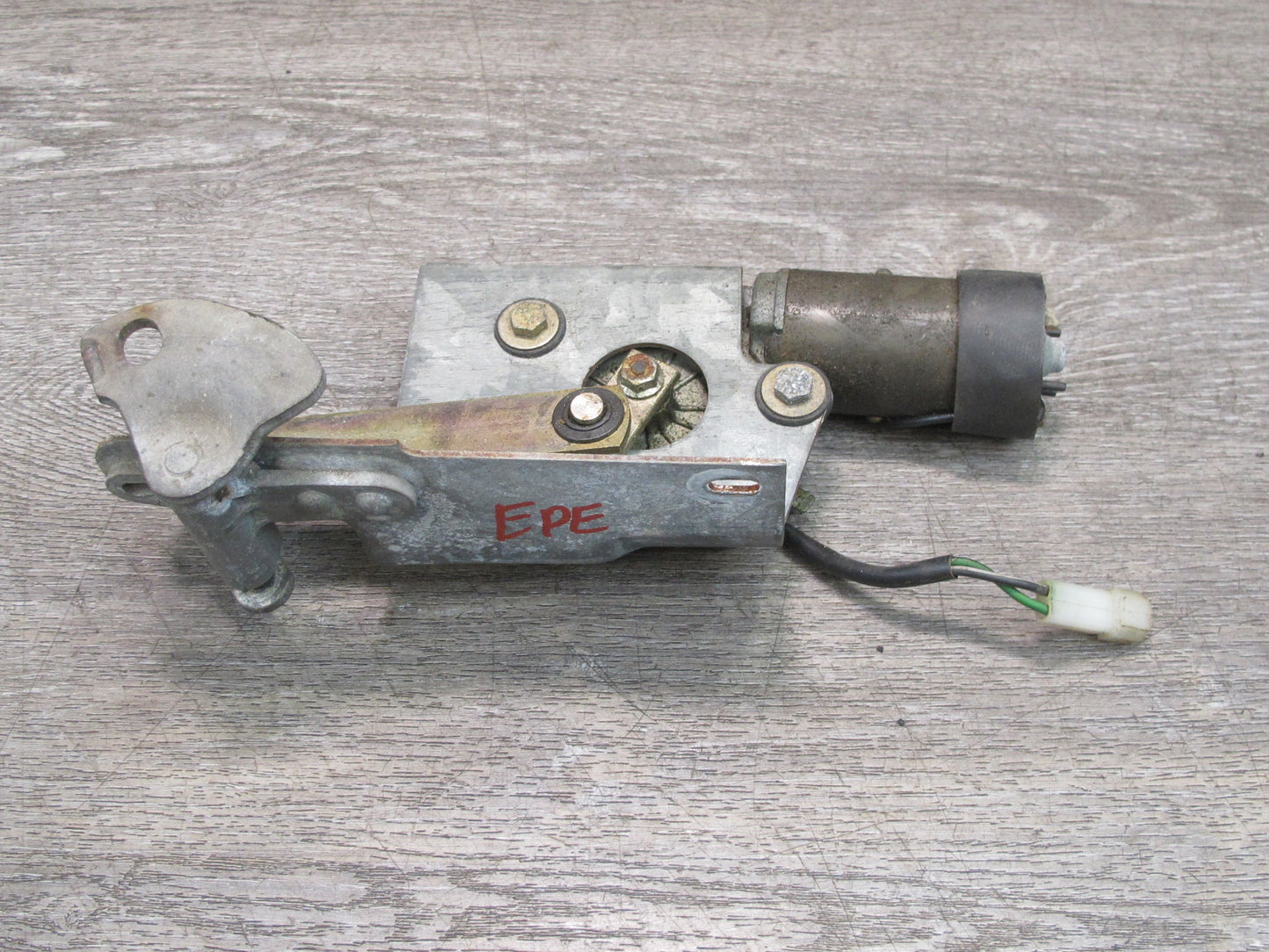 1984-1995 Porsche 928 S Rear Hatch Trunk Tail Gate Wiper Motor Assembly