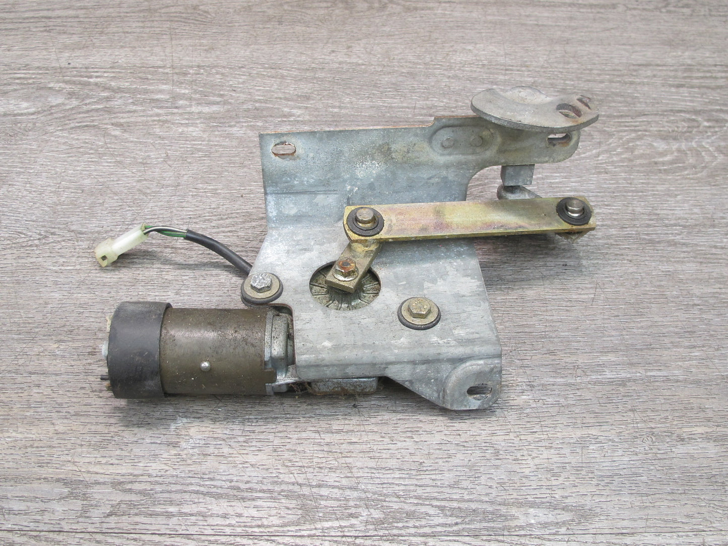 1984-1995 Porsche 928 S Rear Hatch Trunk Tail Gate Wiper Motor Assembly