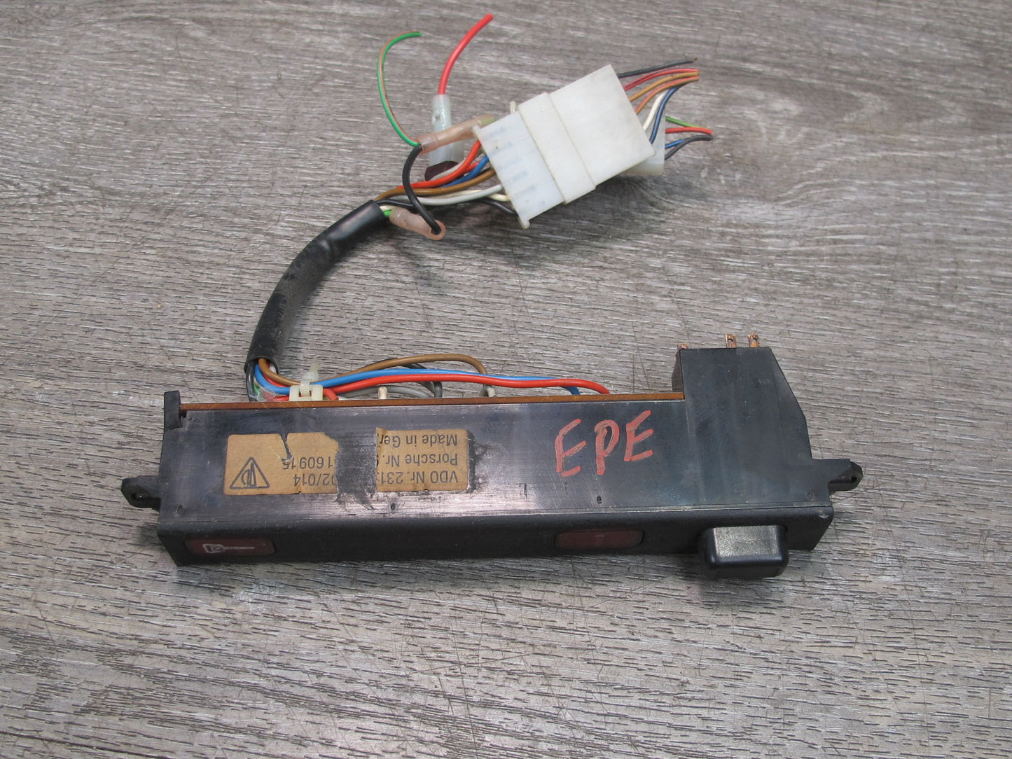 1984-1986 Porsche 928 S Dash Door Lock A/C Switch Control Module Unit