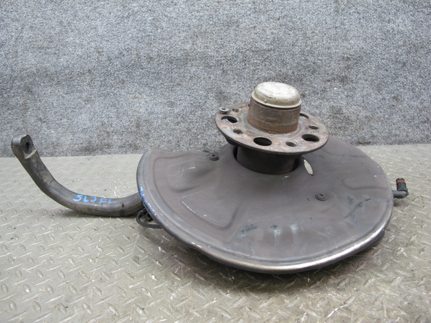 03-08 Mercedes R230 Sl-class Front Left Spindle Knuckle Wheel Hub Bearing OEM