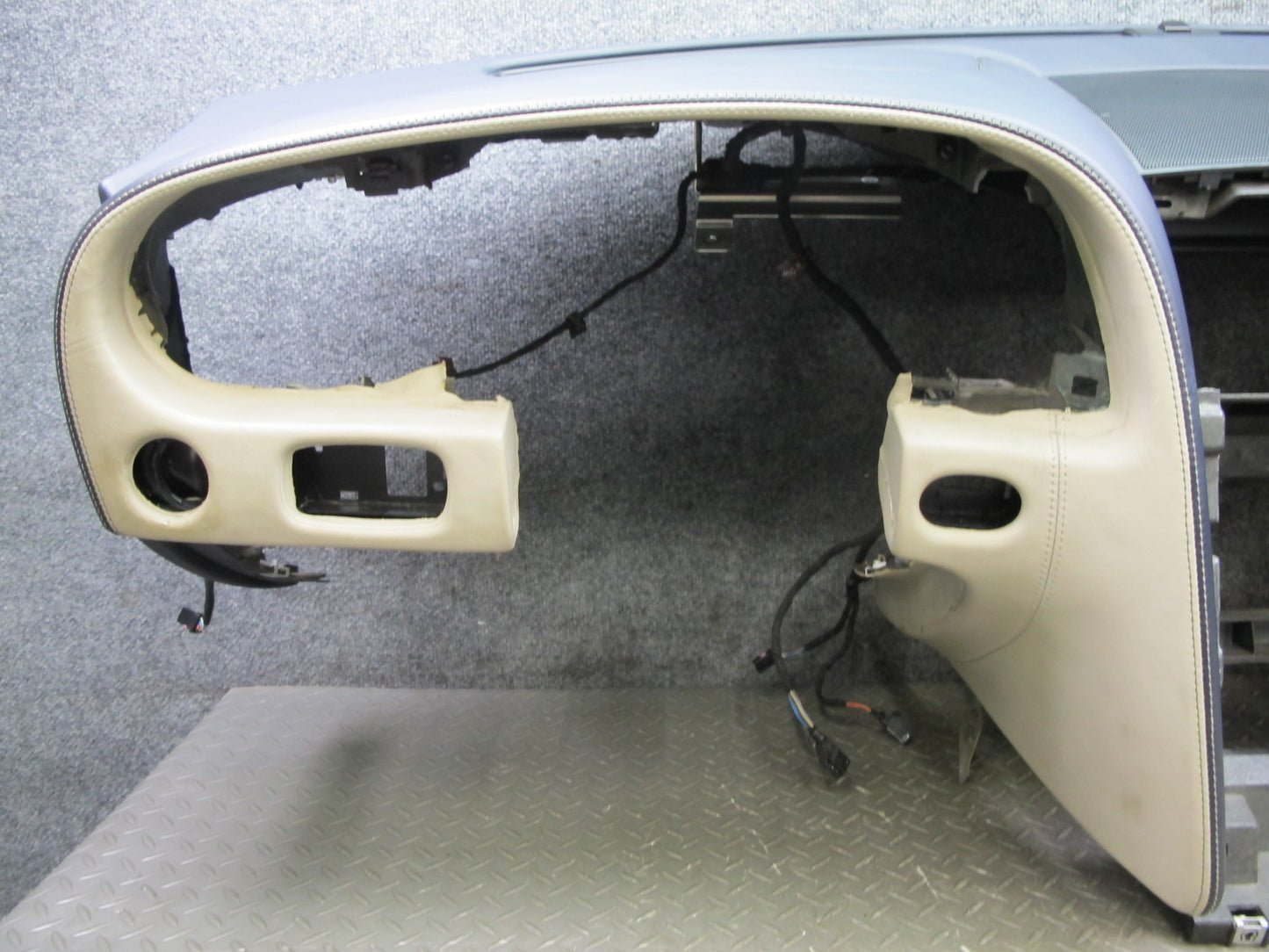 2008 Bentley Continental GTC Dashboard Dash Instrument Panel Cover Beige Blue