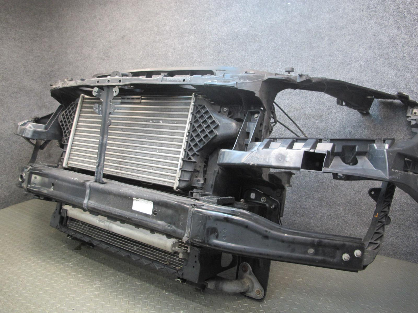 12-15 Mercedes W166 ML350 M642 Diesel Engine Radiator Condenser Fan Core Support