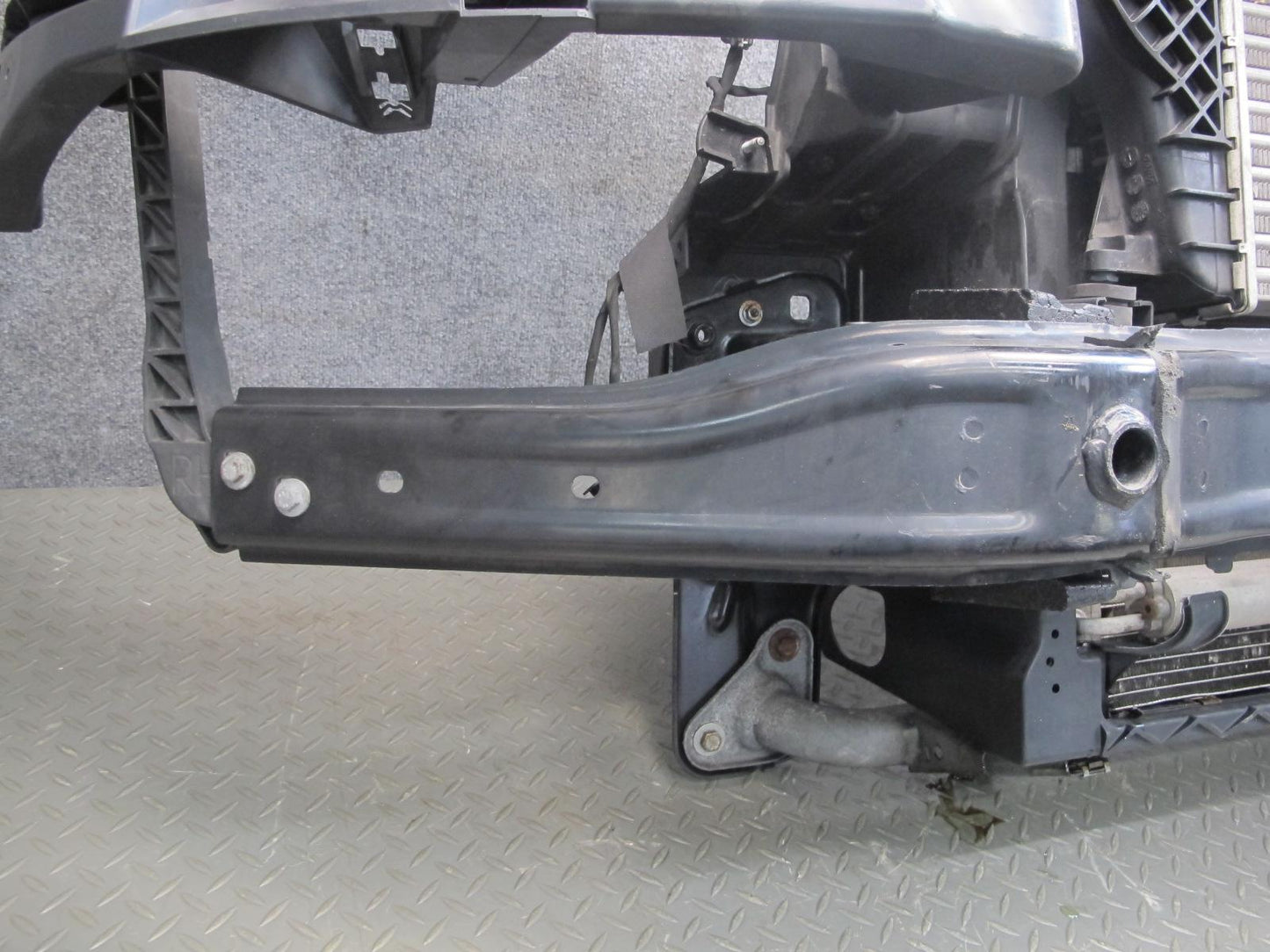 12-15 Mercedes W166 ML350 M642 Diesel Engine Radiator Condenser Fan Core Support