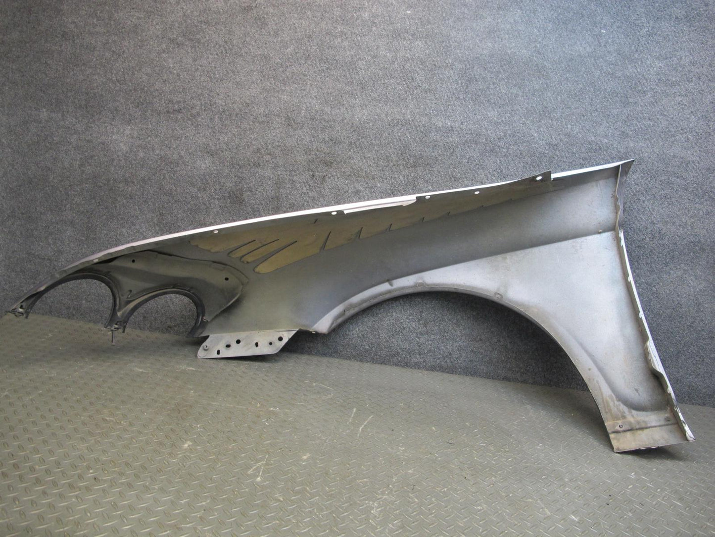 03-10 Bentley Continental GT GTC Front Right Fender Shell Panel 3W8821022P