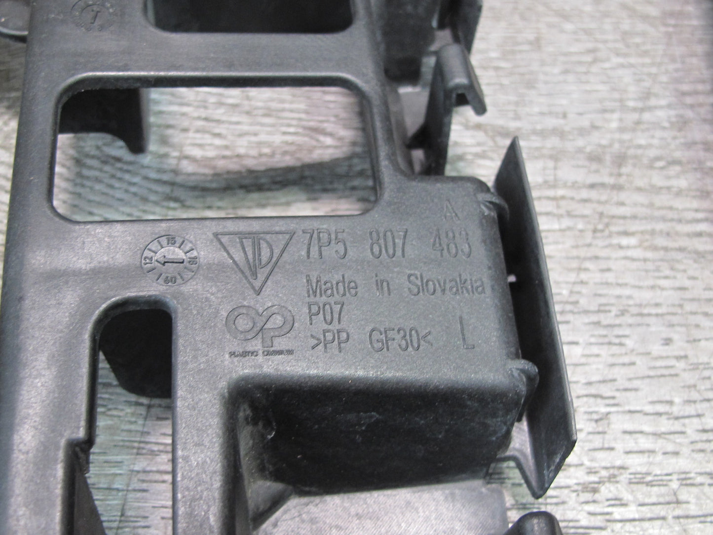 2011-2014 Porsche Cayenne 958 Rear Bumper Mount Bracket Support Set of 5