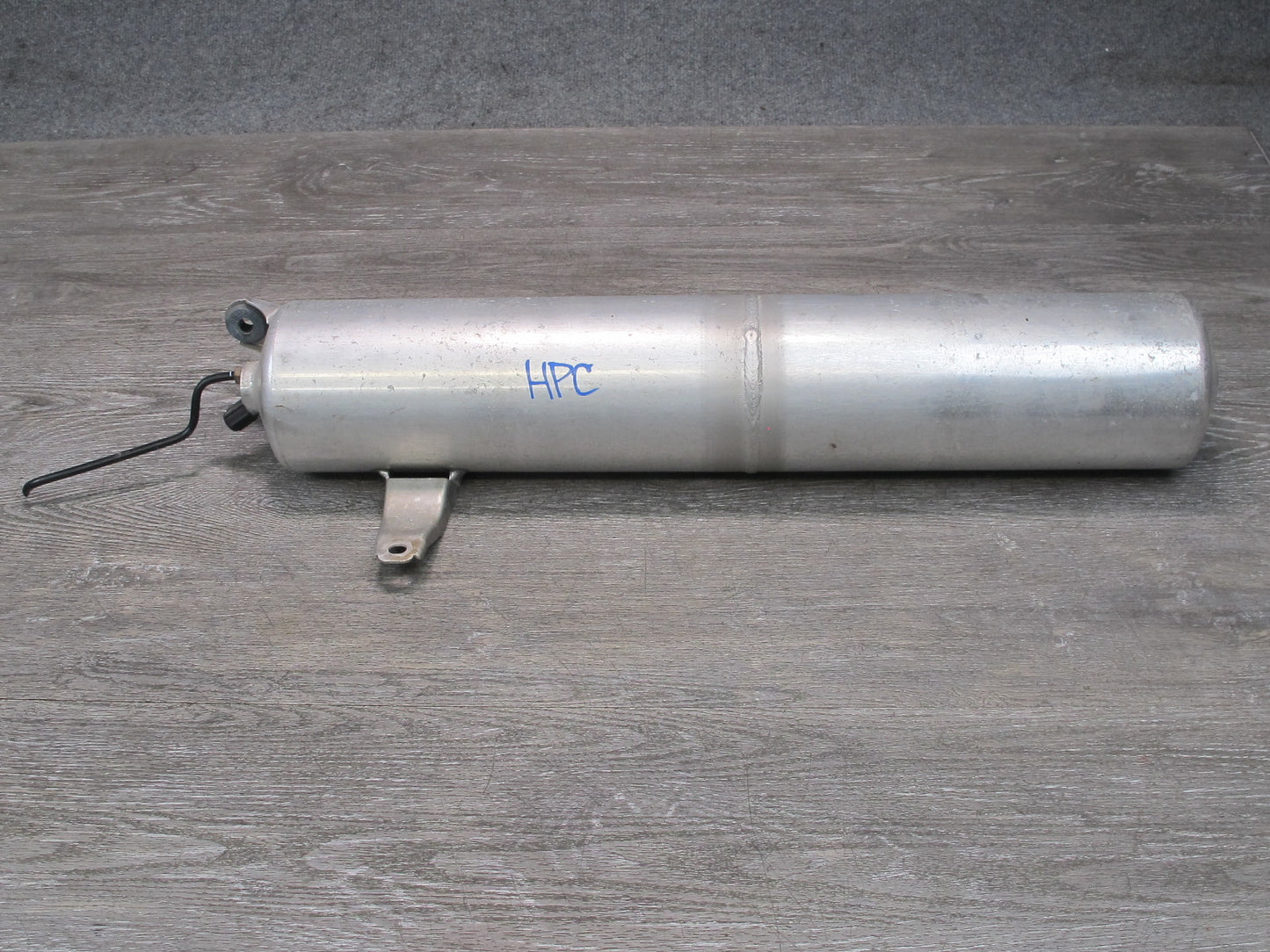 2011-2018 Porsche Cayenne 958 Air Suspension Tank Reservoir 7P0616201A