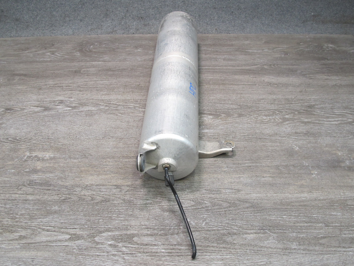 2011-2018 Porsche Cayenne 958 Air Suspension Tank Reservoir 7P0616201A