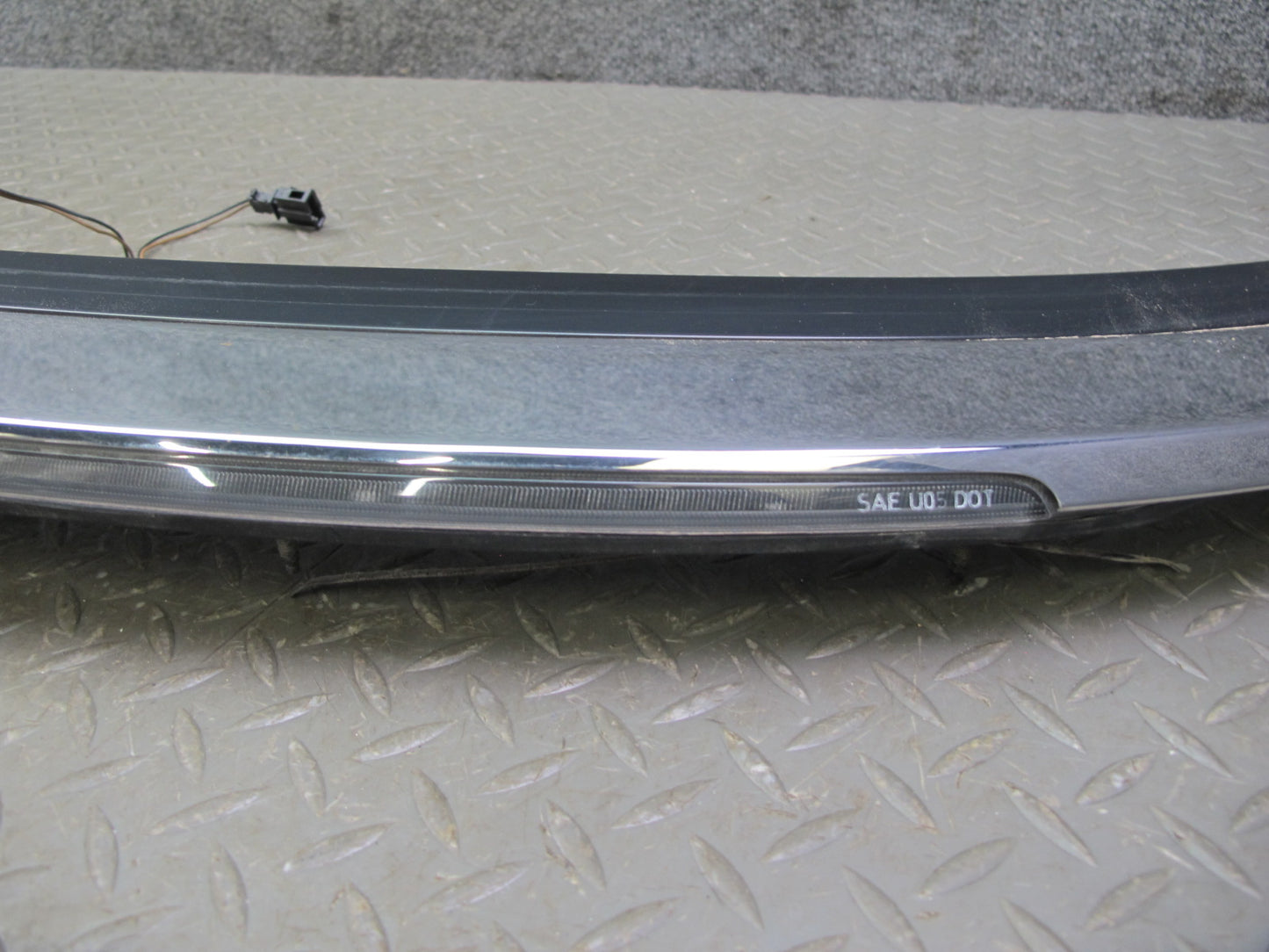 07-10 Bentley Continental GTC Rear Chrome Trim Molding Cover w Brake Light
