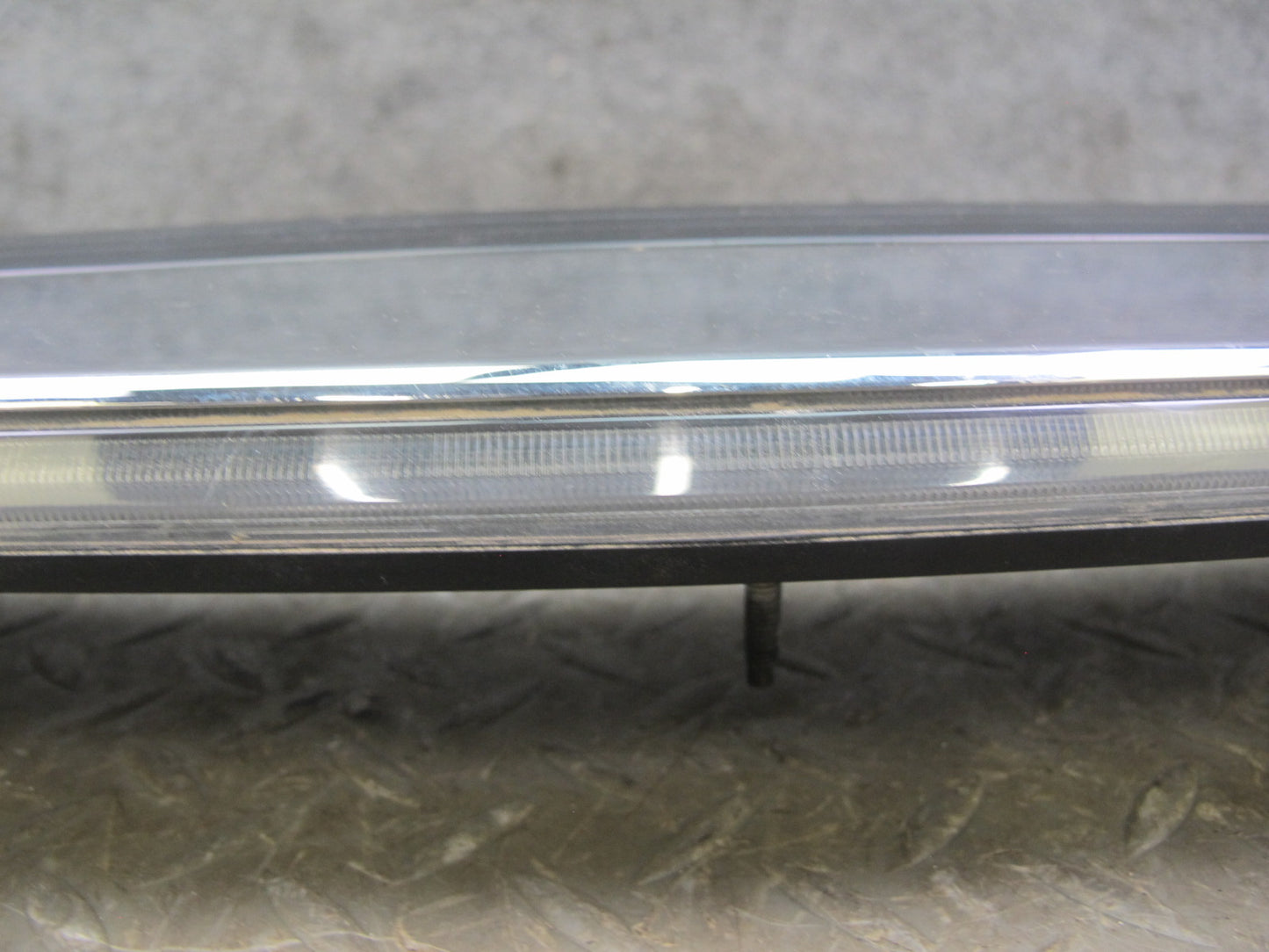 07-10 Bentley Continental GTC Rear Chrome Trim Molding Cover w Brake Light