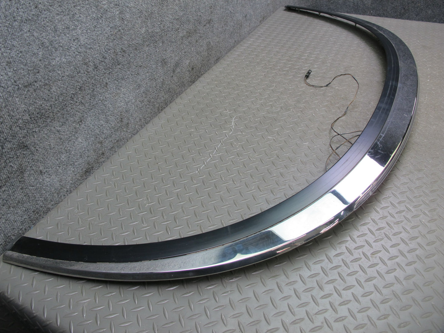 07-10 Bentley Continental GTC Rear Chrome Trim Molding Cover w Brake Light