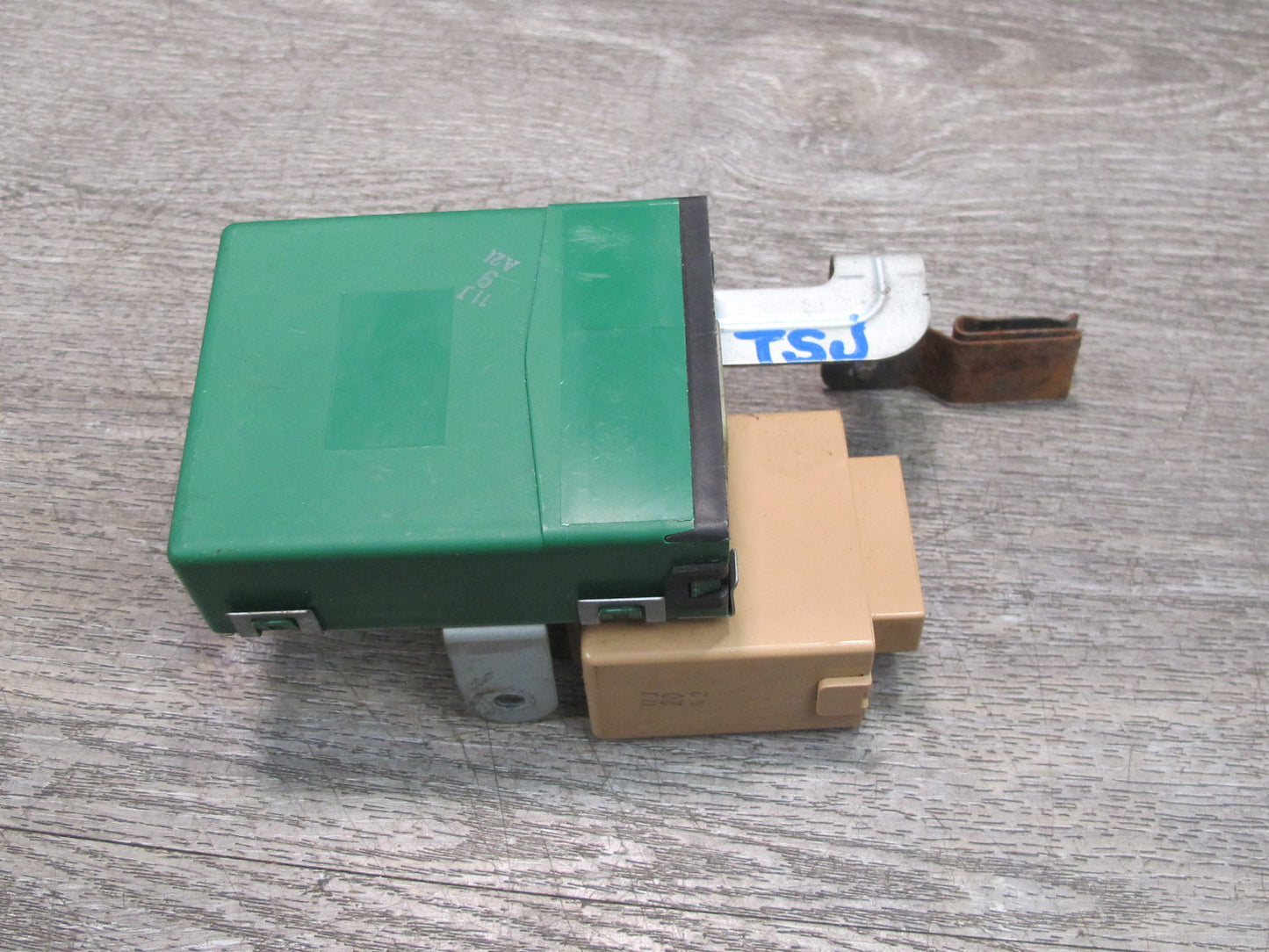 89-92 Toyota Supra MK3 Power Steering & Wiper Control Module w Bracket Assy OEM