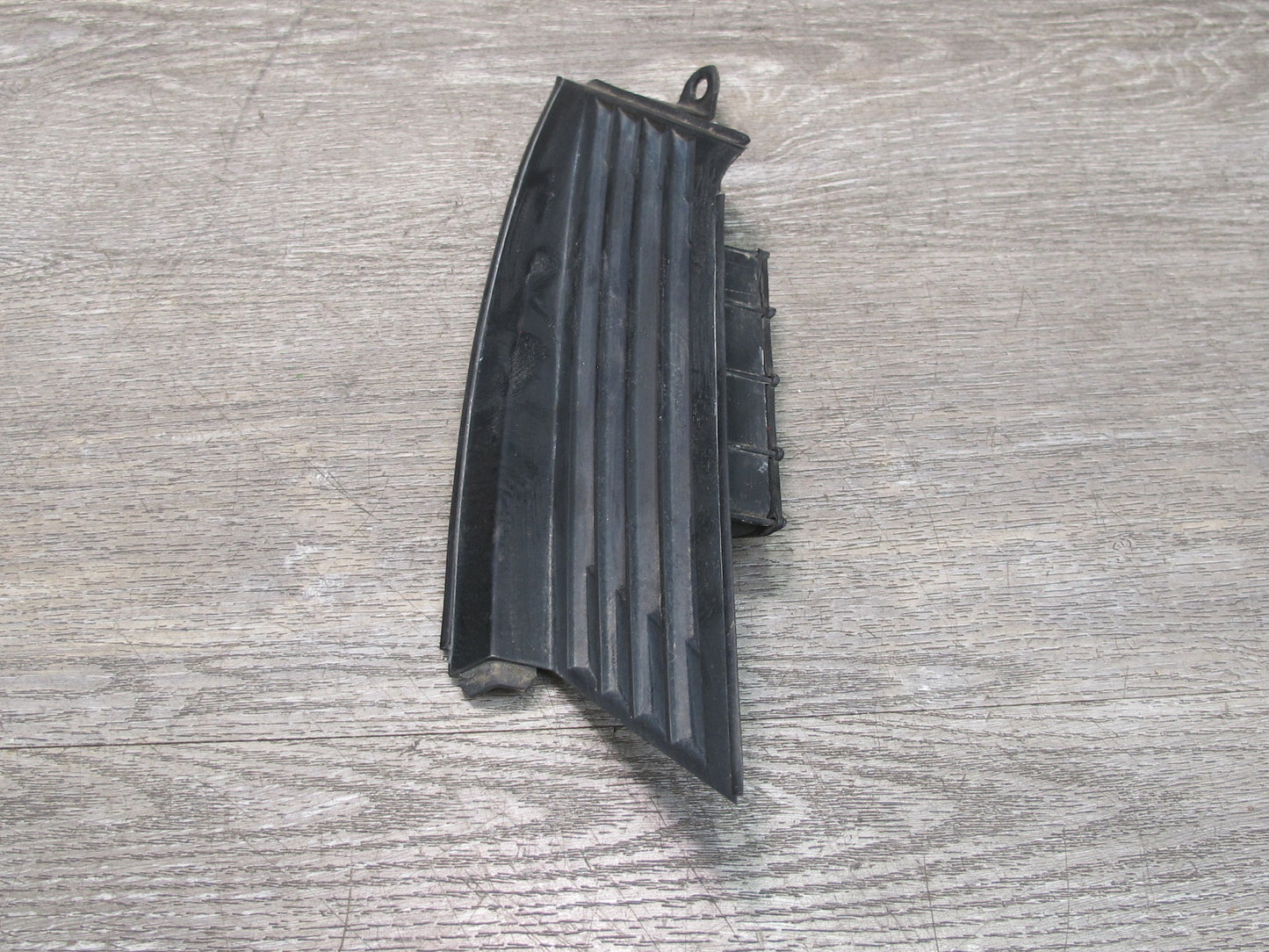 85-89 Toyota MR2 AW15 Rear Left & Right Exterior C-pillar Vent Trim Set OEM