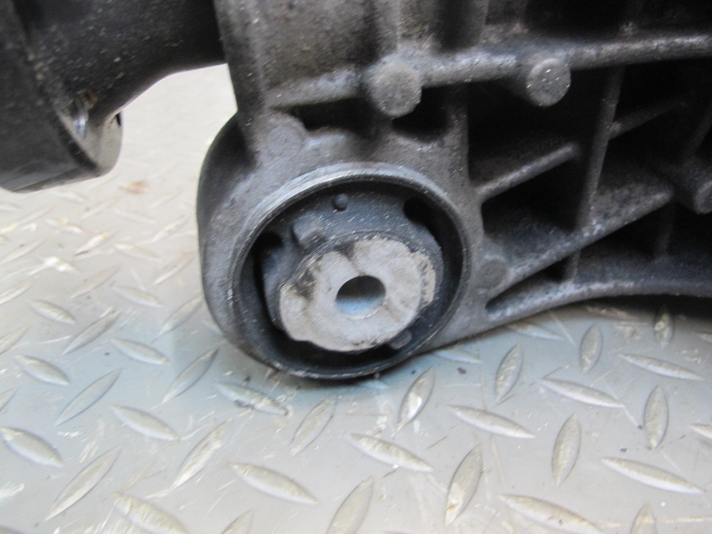 2012-2019 Mercedes W166 ML GLE Front Axle Differential Carrier Ratio 3.27