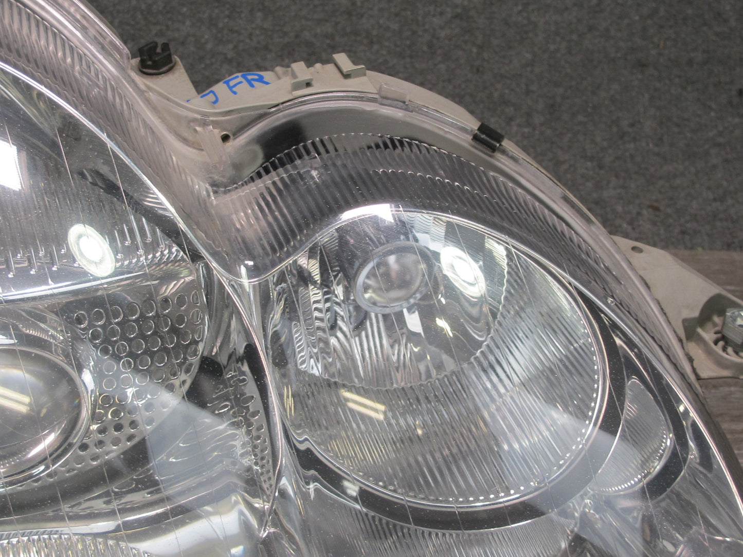 03-08 Mercedes R230 Sl-class Front Right Xenon HID Headlight Lamp OEM