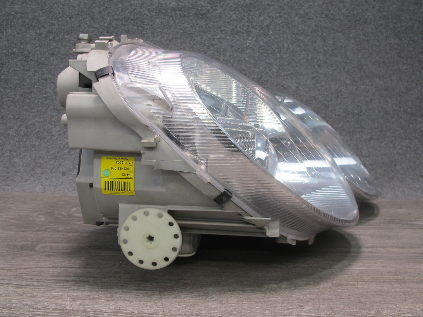 03-08 Mercedes R230 Sl-class Front Right Xenon HID Headlight Lamp OEM