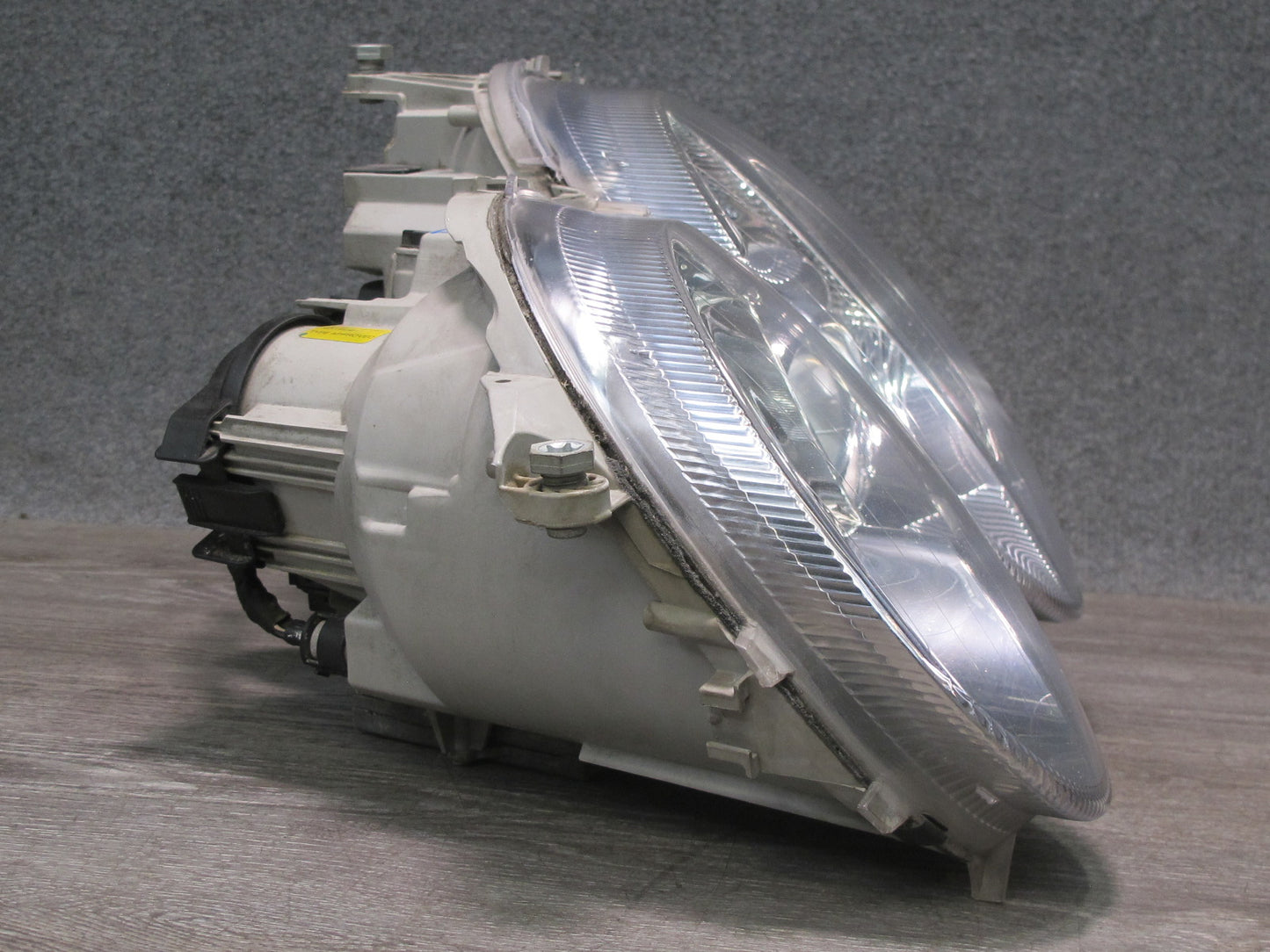 03-08 Mercedes R230 Sl-class Front Left BI Xenon HID Headlight Lamp OEM