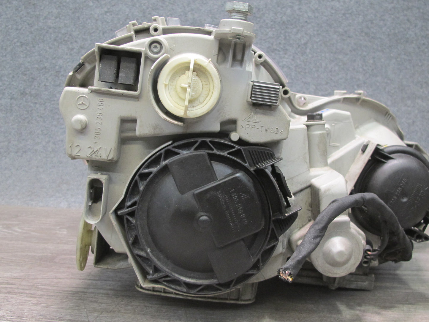 03-08 Mercedes R230 Sl-class Front Left BI Xenon HID Headlight Lamp OEM