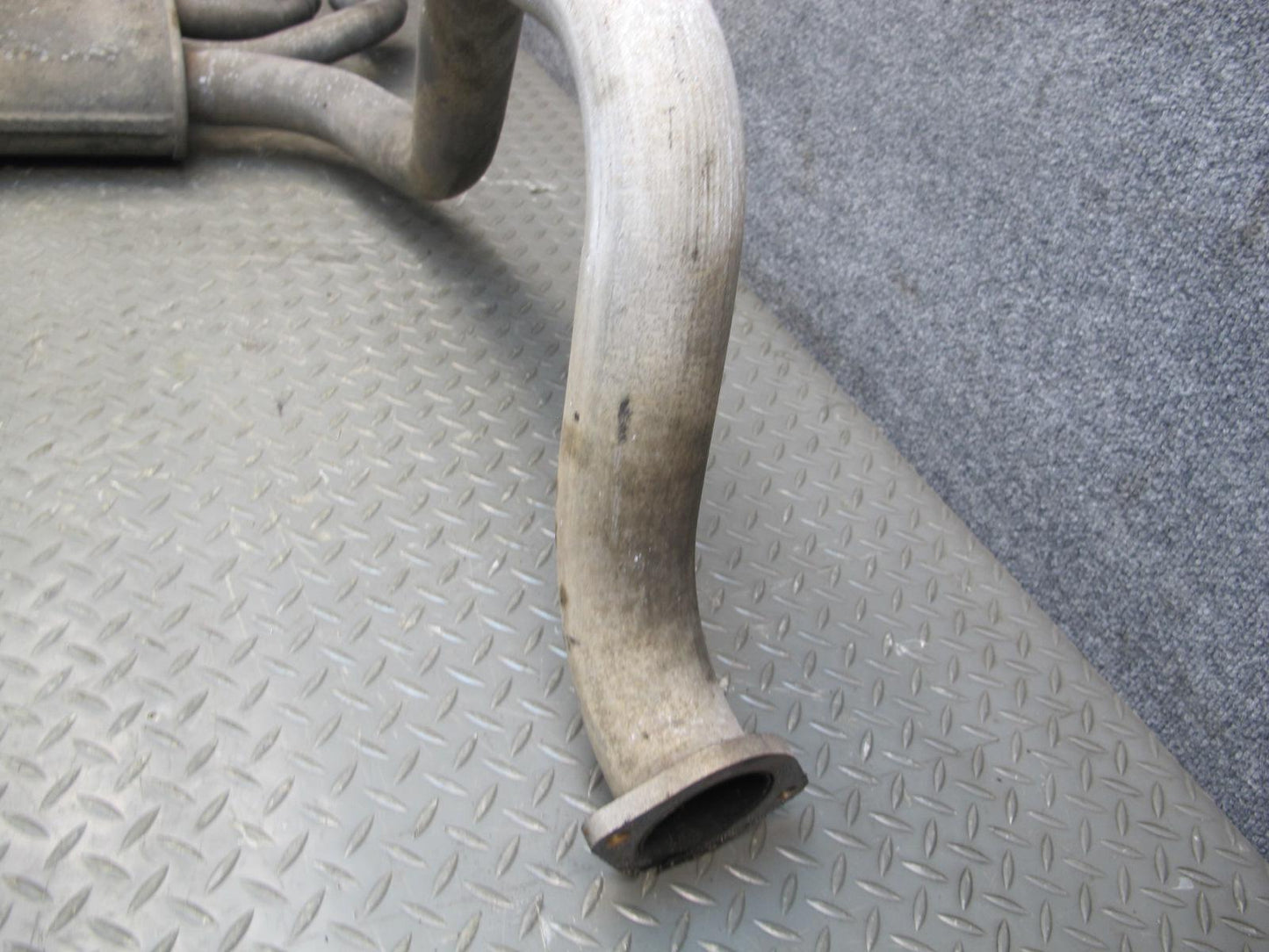 2000 Chevrolet Corvette C5 Rear Right Exhaust Muffler 10406504 OEM