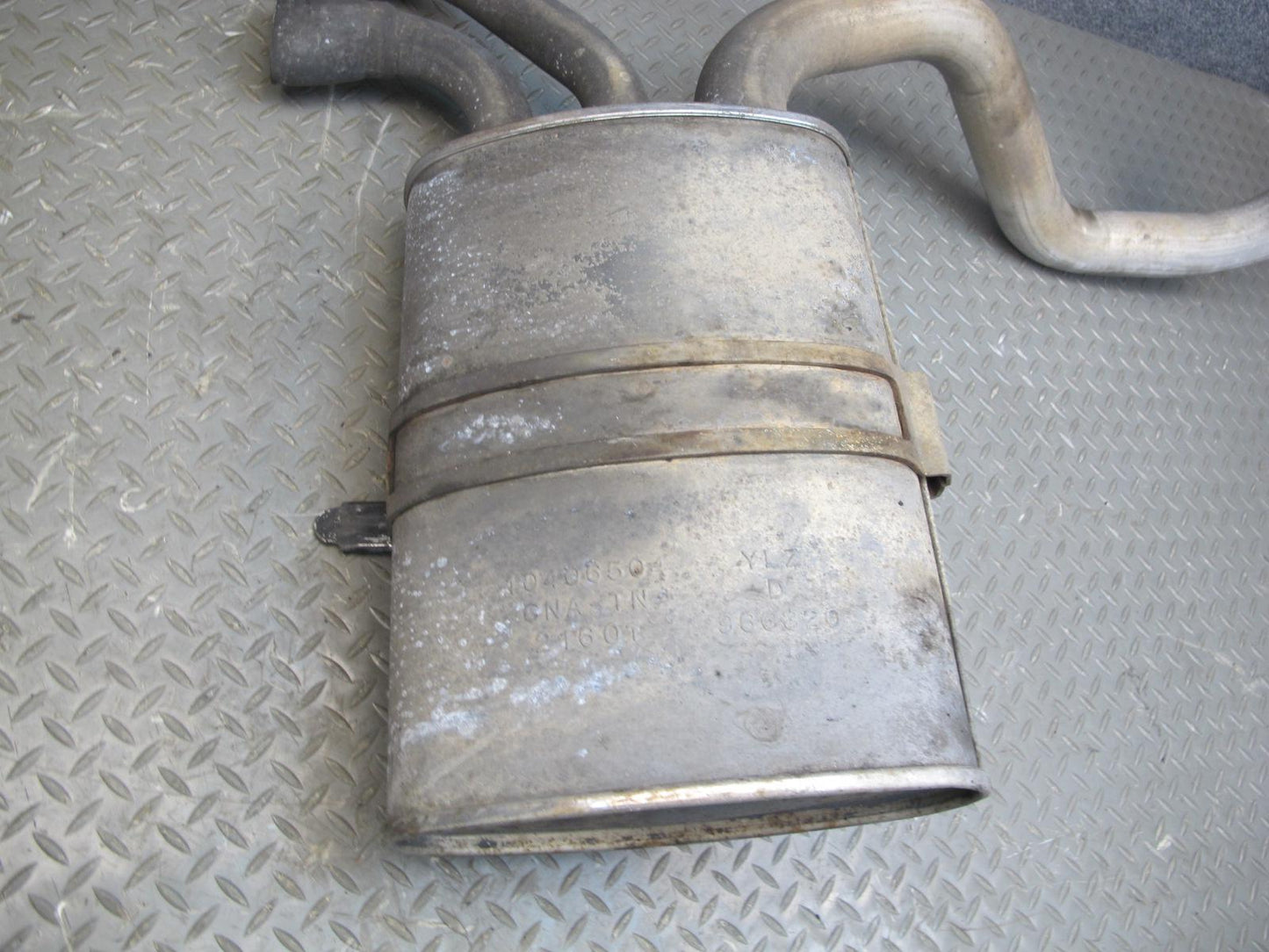 2000 Chevrolet Corvette C5 Rear Left Exhaust Muffler 10406504 OEM