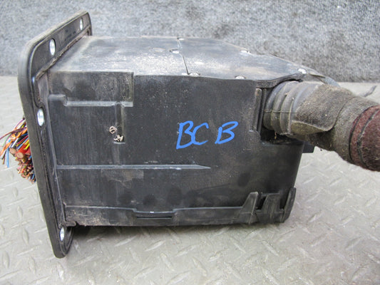 2006-2010 Bentley Continental GTC GT 6.0L Engine Fuse Relay Box Module Unit