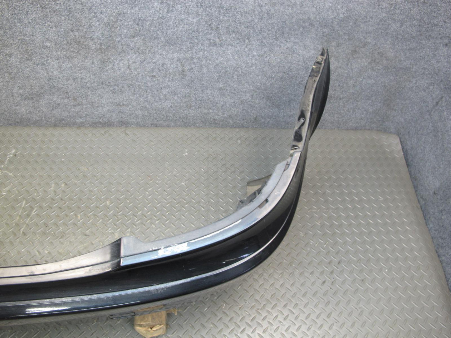 05-10 Mercedes R171 SLK55 AMG Rear Bumper Cover Black w Foam Absorber Assy OEM
