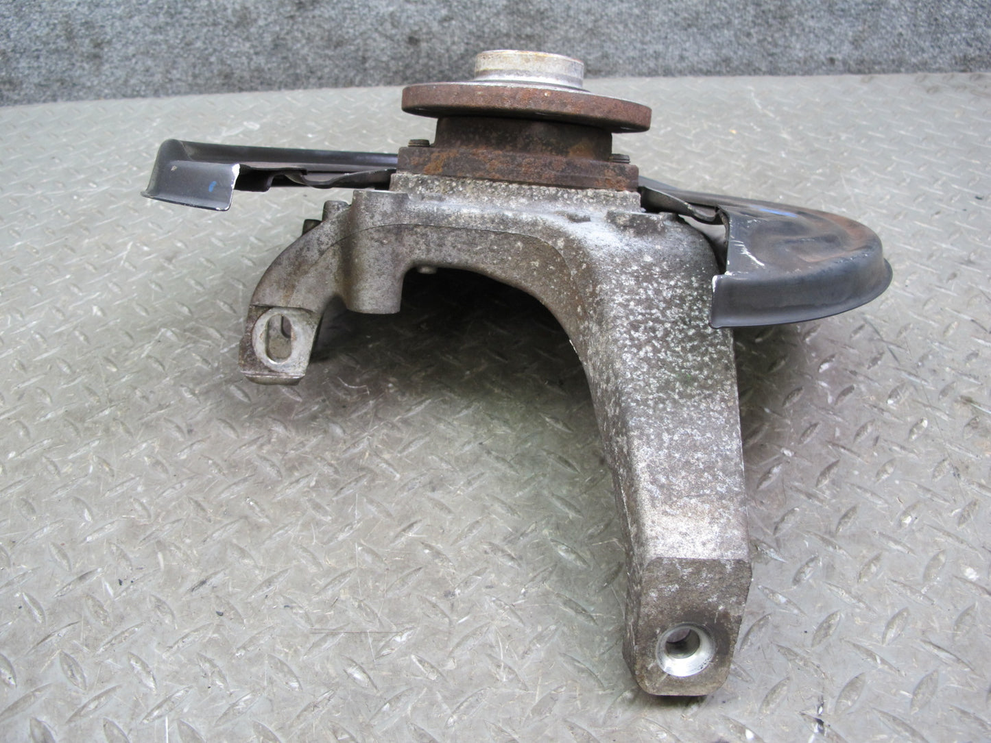 03-10 Bentley Continental Rear Right Spindle Knuckle Wheel Hub Bearing 37k Miles
