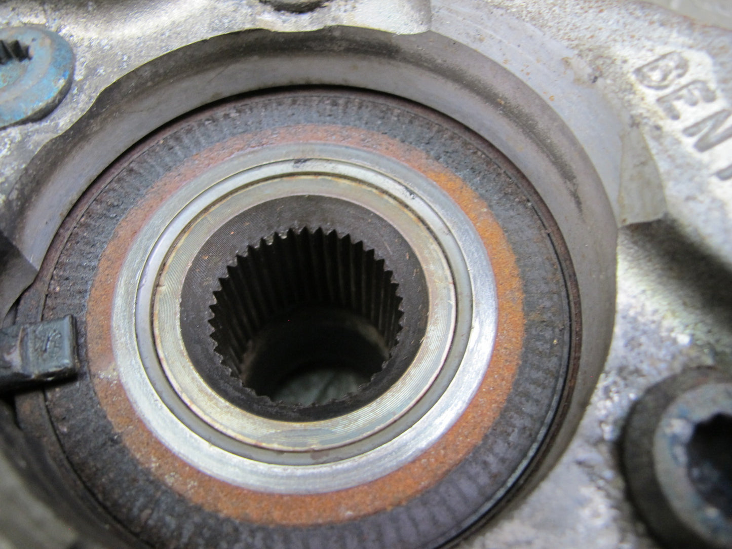 03-10 Bentley Continental Rear Right Spindle Knuckle Wheel Hub Bearing 37k Miles