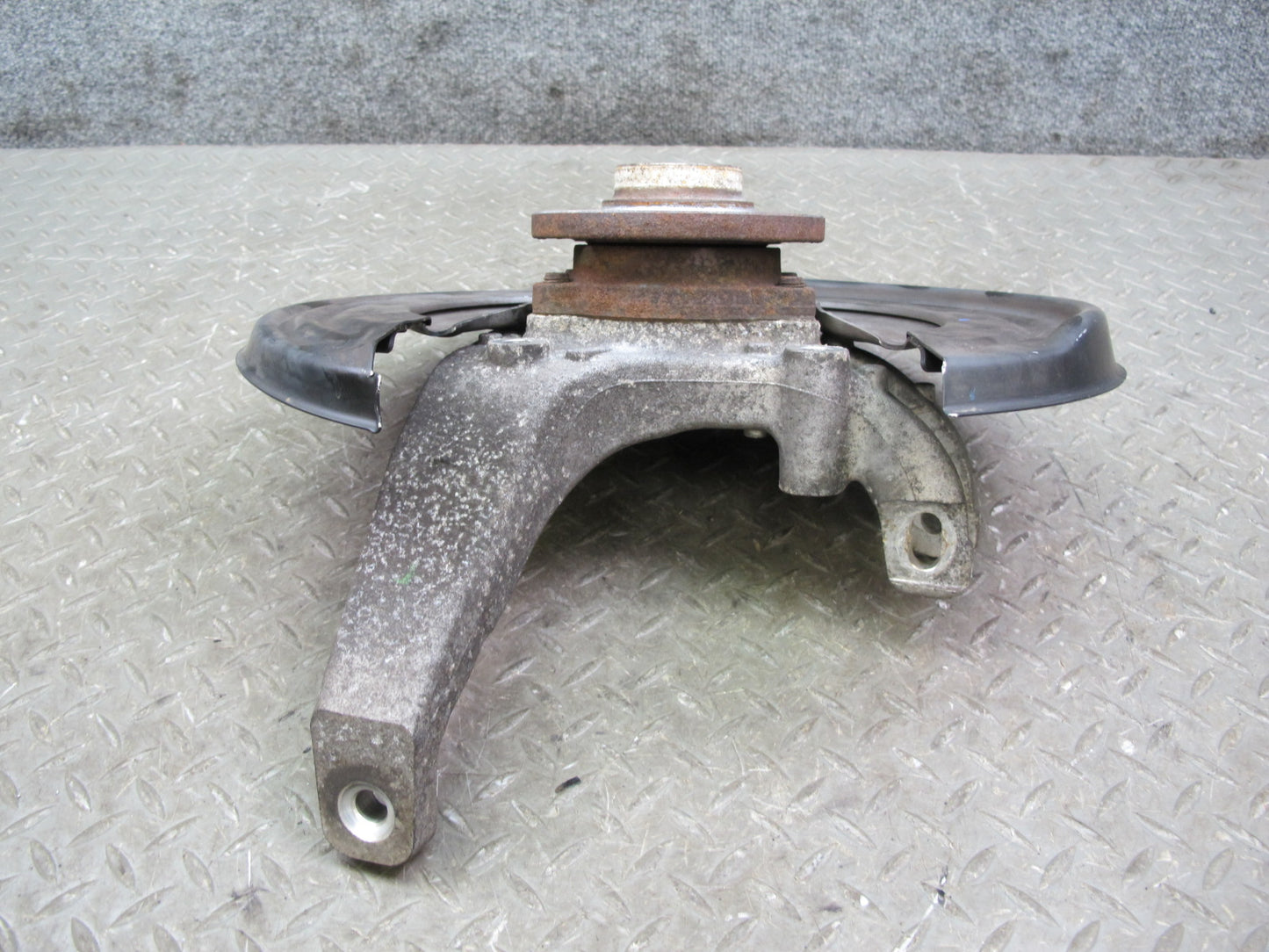 03-10 Bentley Continental Rear Left Spindle Knuckle Wheel Hub Bearing 37k Miles
