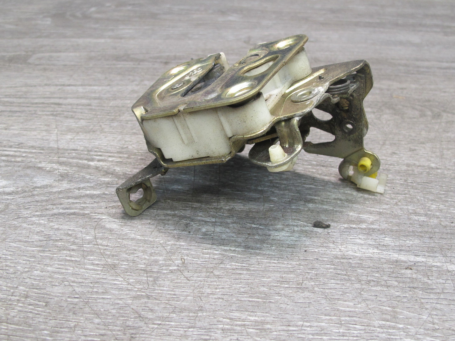 85-86 Nissan Z31 300ZX 2+0 Left Driver Door Lock Latch Actuator OEM