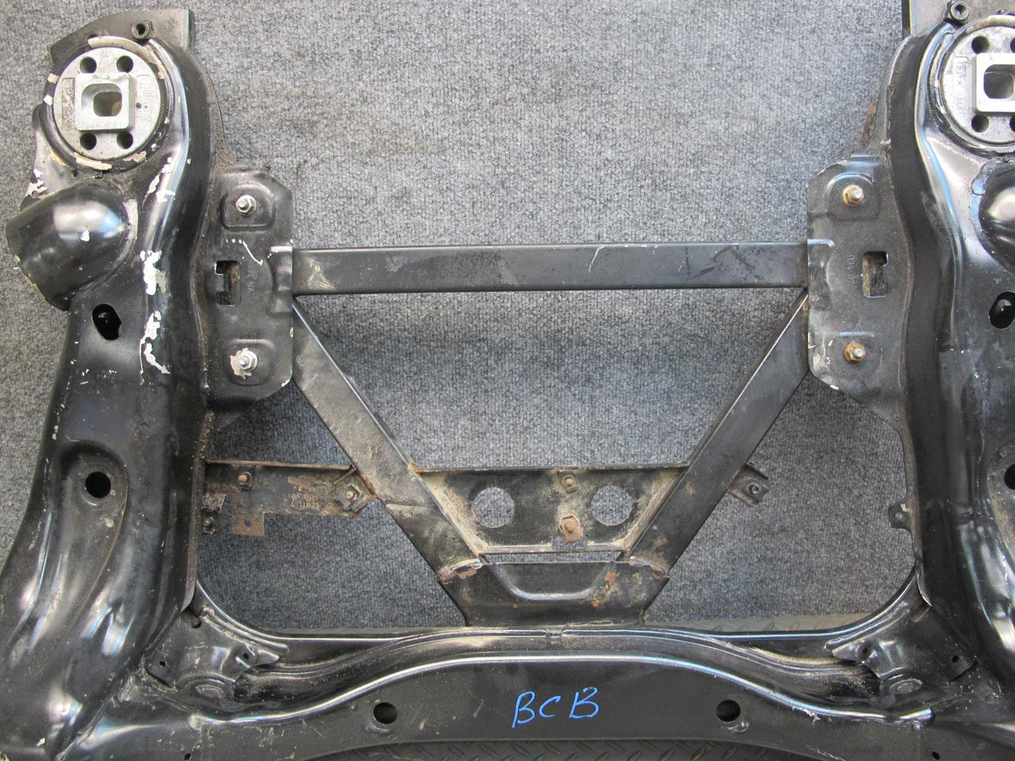 07-10 Bentley Continental GTC Front Engine Sub Frame Crossmember Carrier 37k