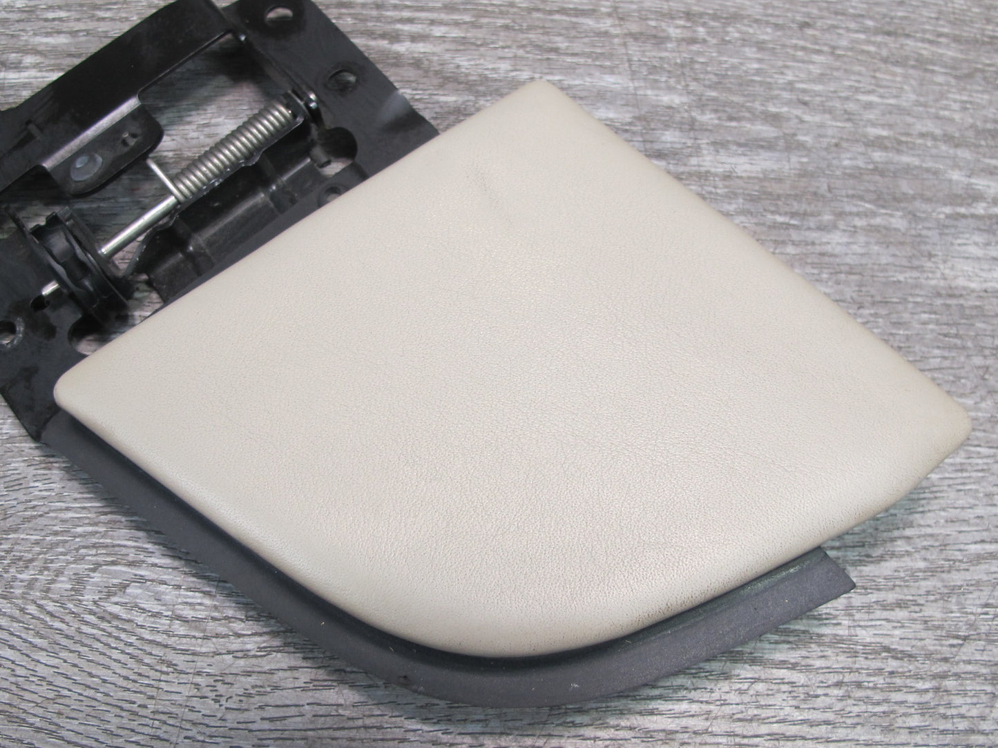07-10 Bentley Continental GTC Convertible Rear Left Flap Cover