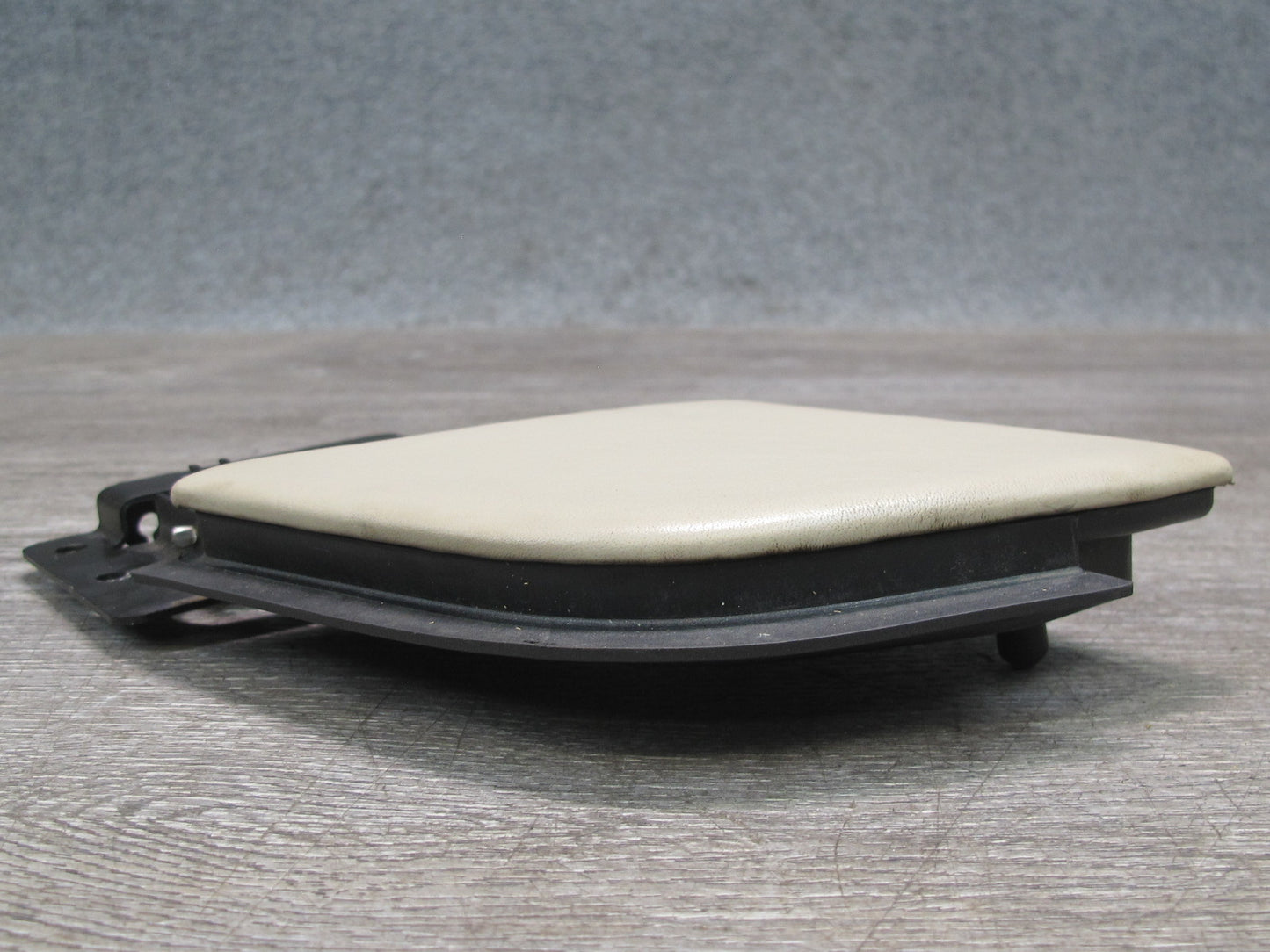 07-10 Bentley Continental GTC Convertible Rear Left Flap Cover