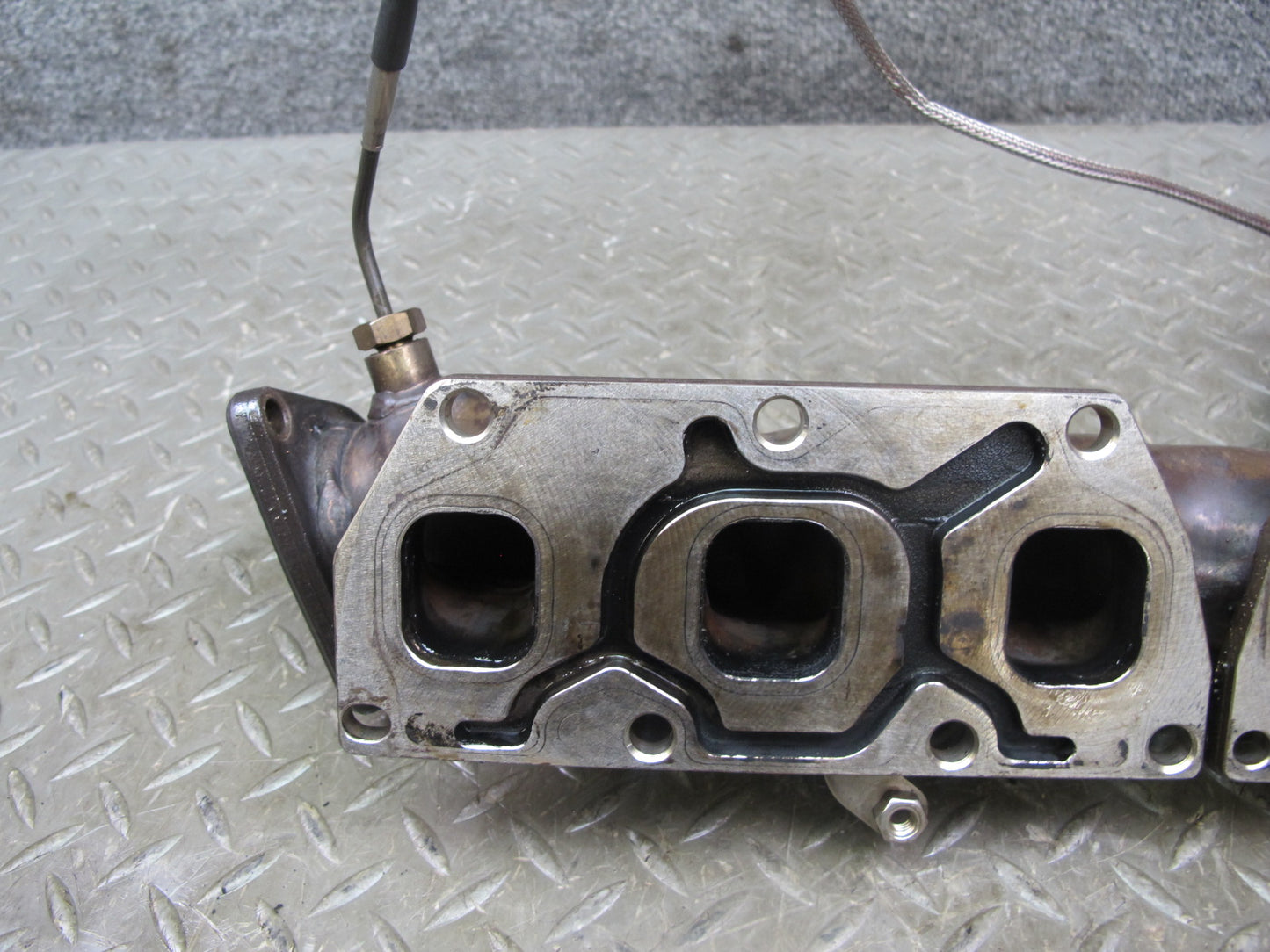 03-12 Bentley Continental GTC GT Flying Spur 6.0 Left Exhaust Manifold w Sensor