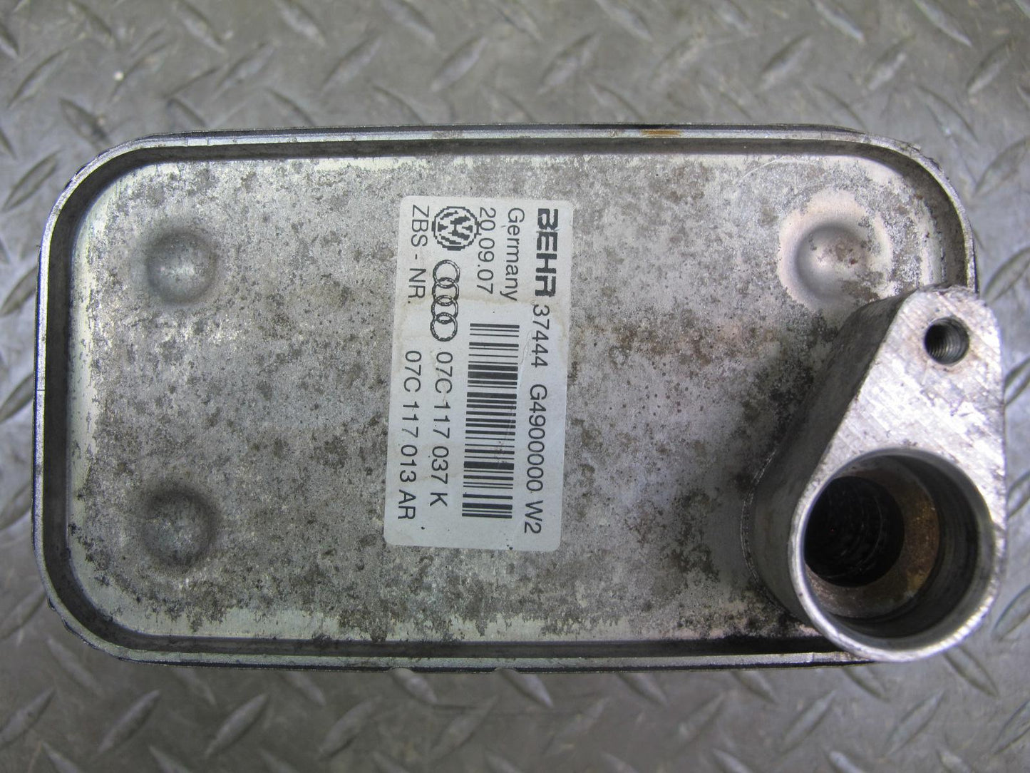 07-10 Bentley Continental GTC GT Engine Oil Cooler Heat Exchanger 07C117037K