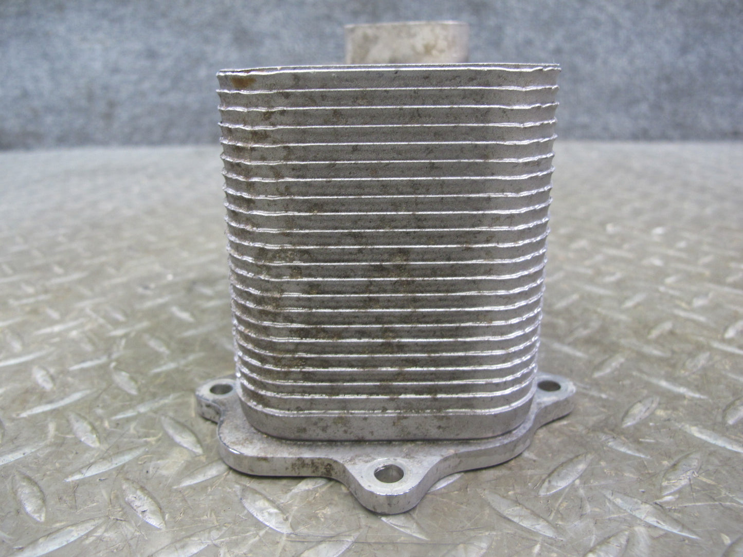 07-10 Bentley Continental GTC GT Engine Oil Cooler Heat Exchanger 07C117037K