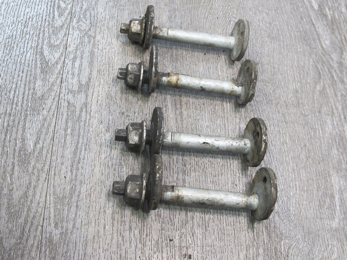07-10 Saturn SKY Pontiac Solstice Set of 4 Front Suspension Adjust Camber Bolt