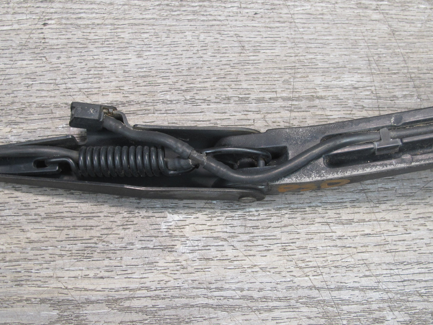 06-09 Pontiac Solstice Set of 2 Front Left & Right Wiper Arm OEM