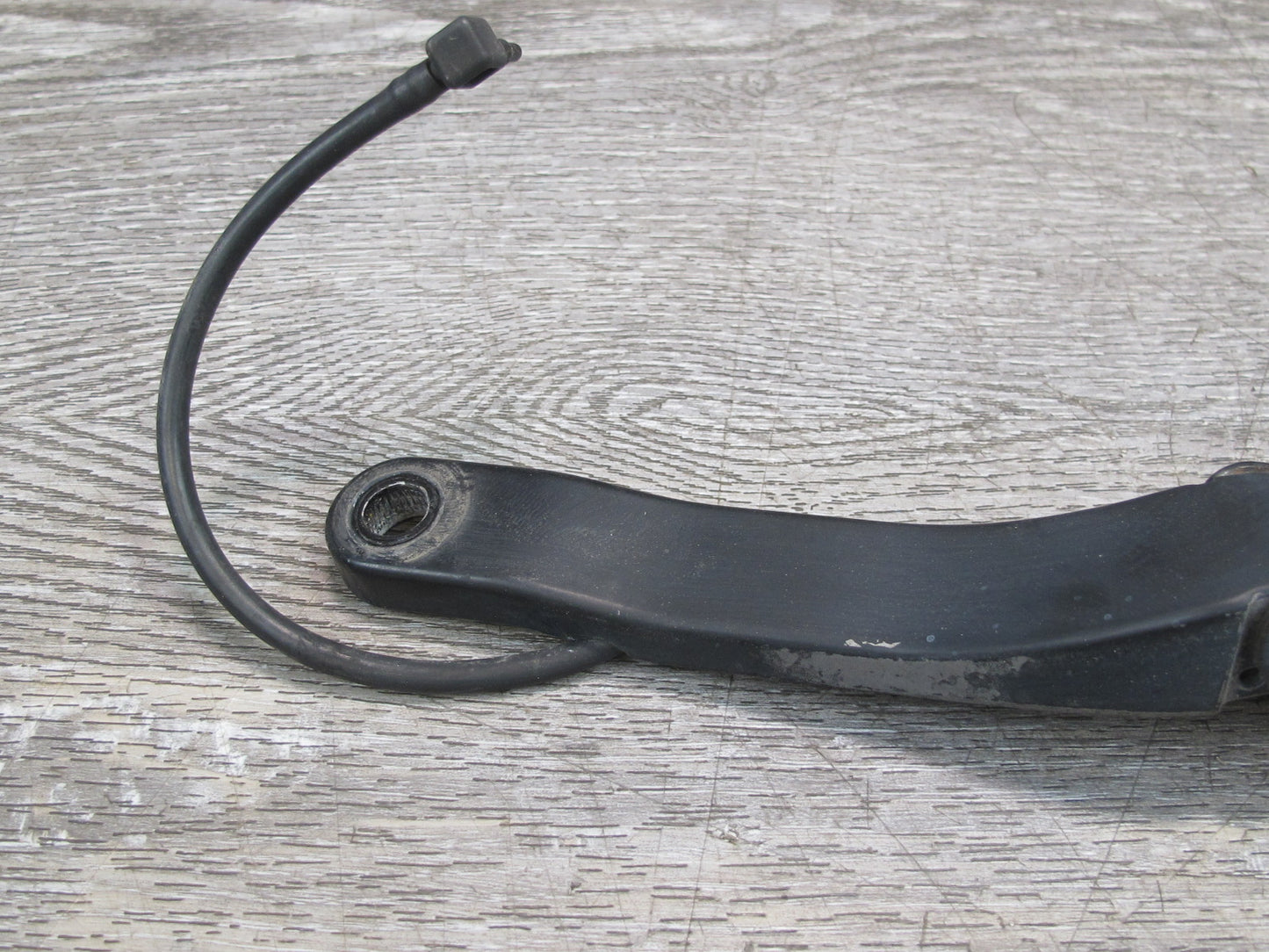 06-09 Pontiac Solstice Set of 2 Front Left & Right Wiper Arm OEM