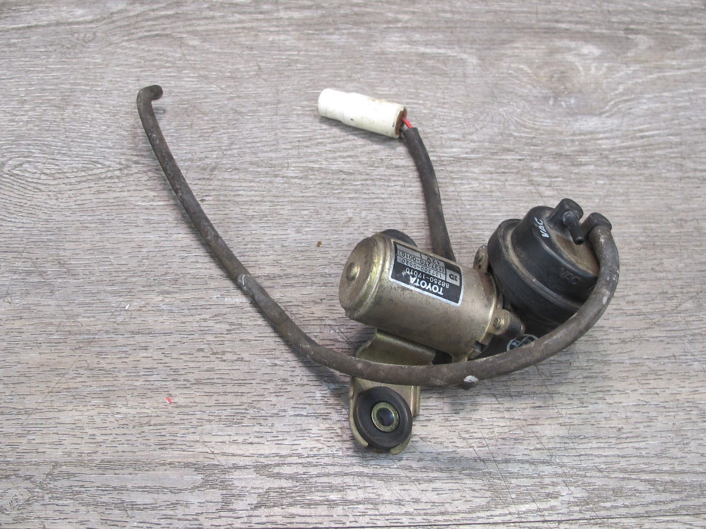 85-87 Toyota MR2 AW15 Cruise Control Vacuum Pump 88250-17010 OEM