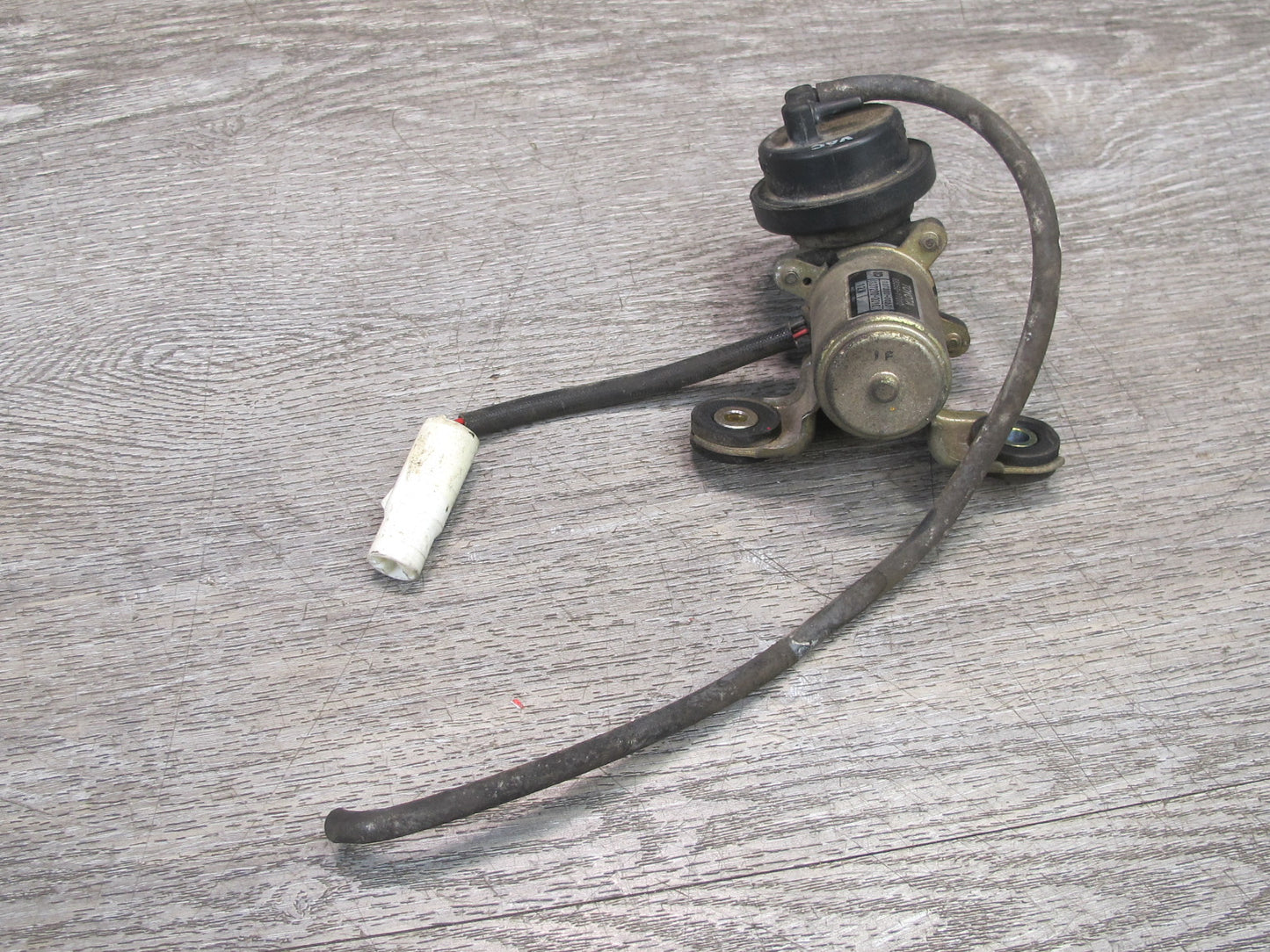 85-87 Toyota MR2 AW15 Cruise Control Vacuum Pump 88250-17010 OEM