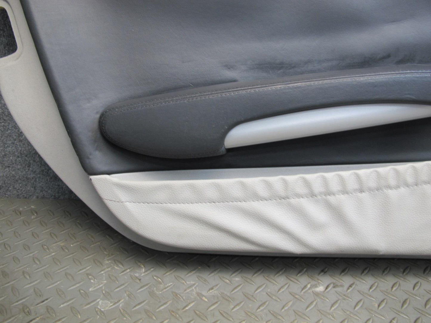 05-07 Mercedes R171 SLK55 AMG Set of 2 Door Interior Trim Cover Panel OEM
