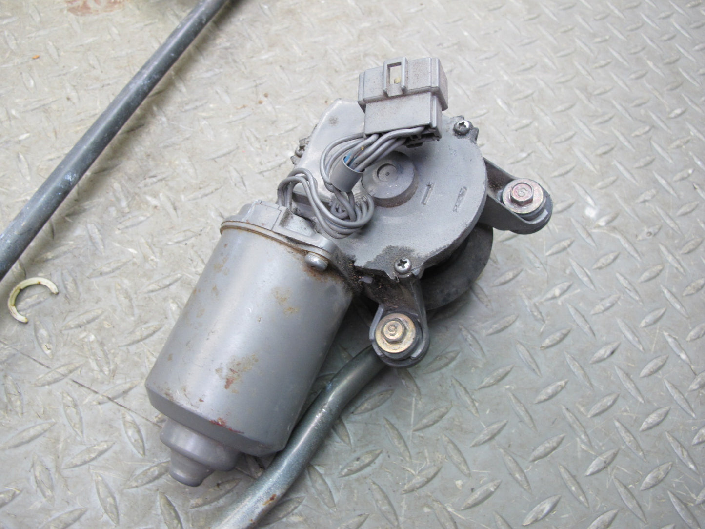 86-88 Mazda RX7 FC3S Windshield Wiper Transmission Linkage w Motor OEM