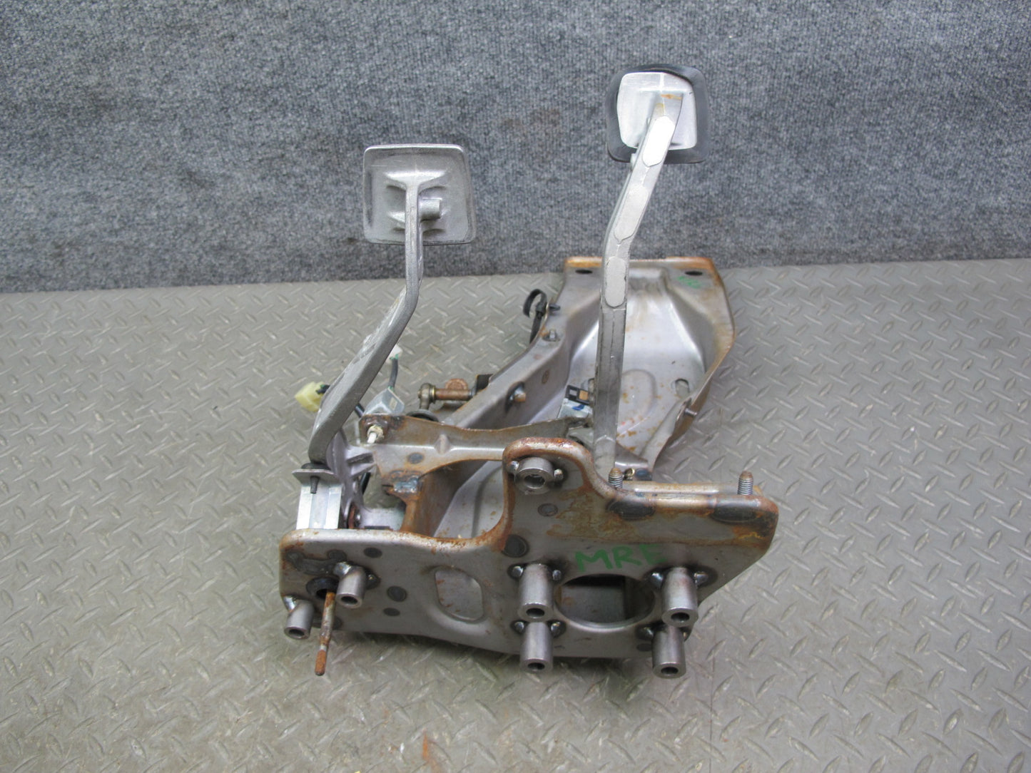 86-88 Mazda RX7 FC3S M/T Gas Acceleration Brake Clutch Pedal Set OEM